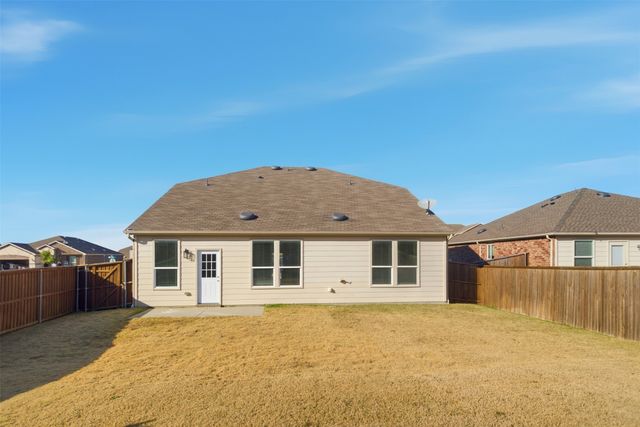 1700 Vernon Drive, Aubrey, TX 76227
