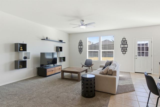 1700 Vernon Drive, Aubrey, TX 76227