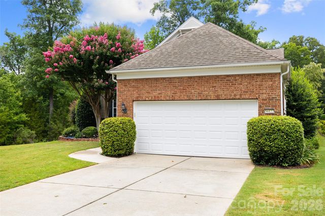 56122 Finches Court, Fort Mill, SC 29707