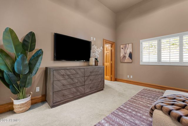 149 N COUNTRY CLUB Drive, Phoenix, AZ 85014