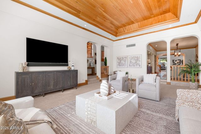 149 N COUNTRY CLUB Drive, Phoenix, AZ 85014