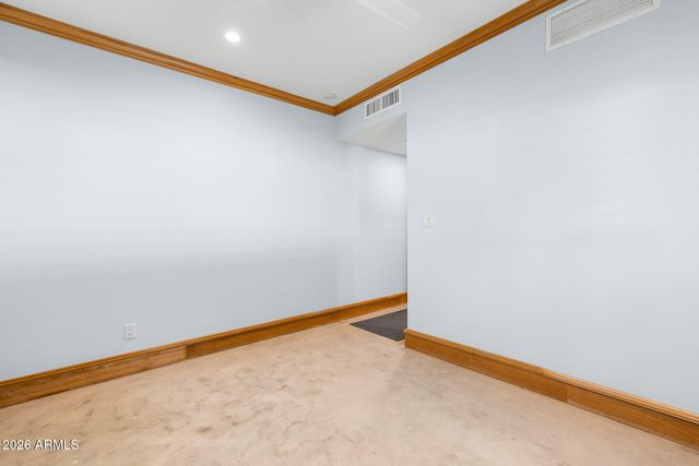 149 N COUNTRY CLUB Drive, Phoenix, AZ 85014