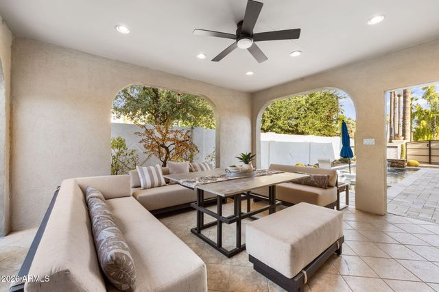 149 N COUNTRY CLUB Drive, Phoenix, AZ 85014