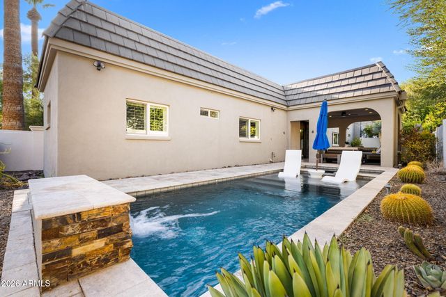 149 N COUNTRY CLUB Drive, Phoenix, AZ 85014