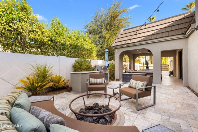 149 N COUNTRY CLUB Drive, Phoenix, AZ 85014
