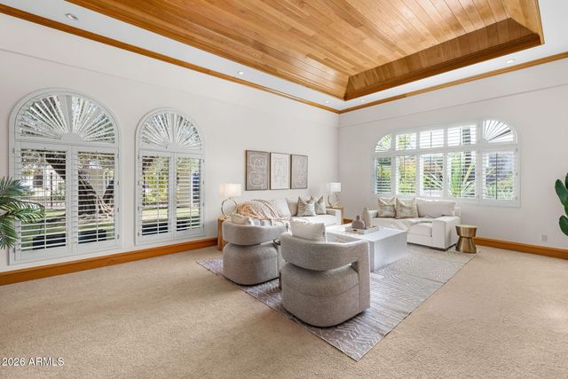 149 N COUNTRY CLUB Drive, Phoenix, AZ 85014