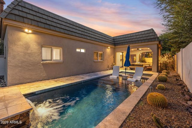 149 N COUNTRY CLUB Drive, Phoenix, AZ 85014