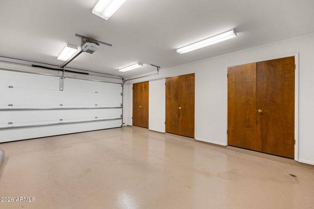 149 N COUNTRY CLUB Drive, Phoenix, AZ 85014