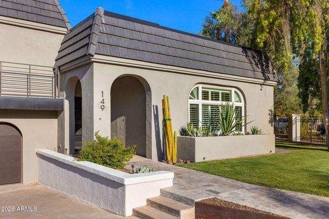 149 N COUNTRY CLUB Drive, Phoenix, AZ 85014