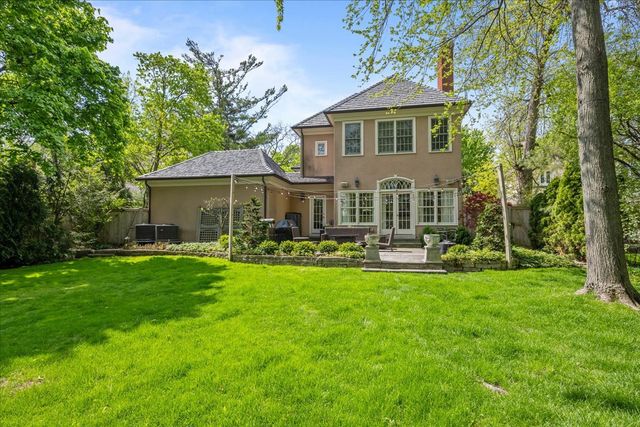 127 Glenwood Avenue, Winnetka, IL 60093