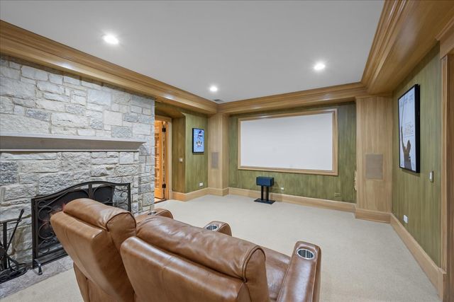 127 Glenwood Avenue, Winnetka, IL 60093