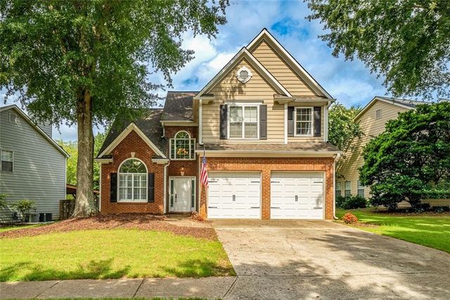 11070 Crabapple Lake Drive, Roswell, GA 30076