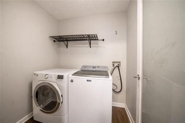 11070 Crabapple Lake Drive, Roswell, GA 30076