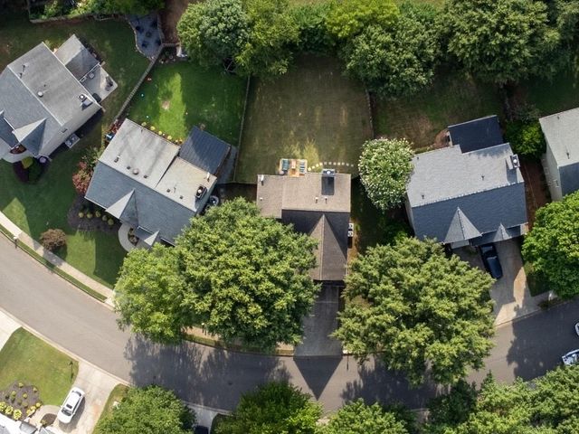 11070 Crabapple Lake Drive, Roswell, GA 30076