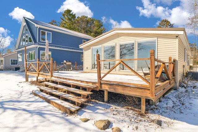 8723 Lakeshore Road, Worth Twp, MI 48450