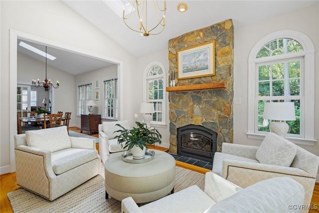 9929 Eildonway Pl, Henrico, VA 23238