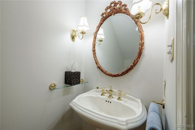 9929 Eildonway Pl, Henrico, VA 23238