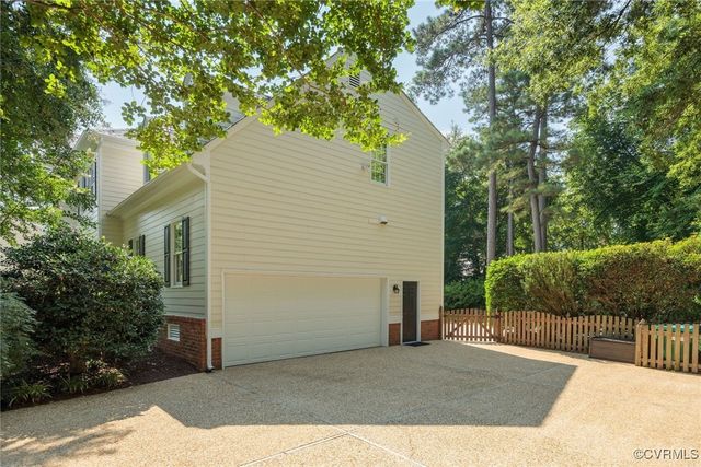 9929 Eildonway Pl, Henrico, VA 23238