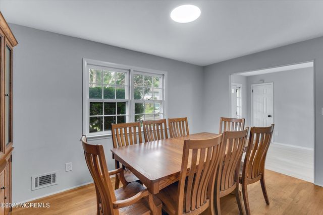 36 Old Bridge Drive, Howell, NJ 07731