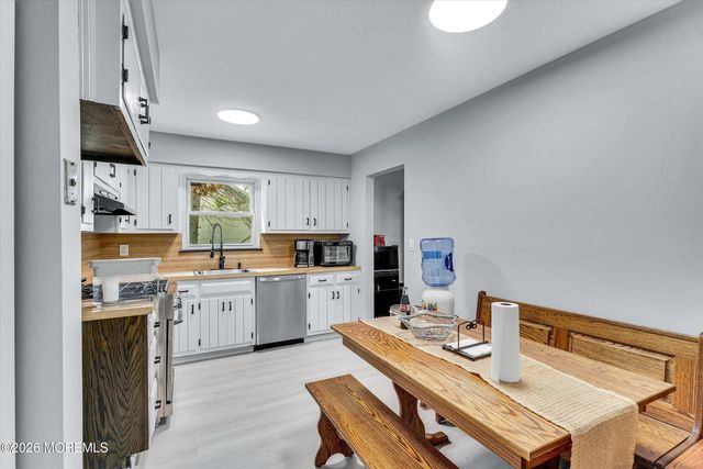 36 Old Bridge Drive, Howell, NJ 07731