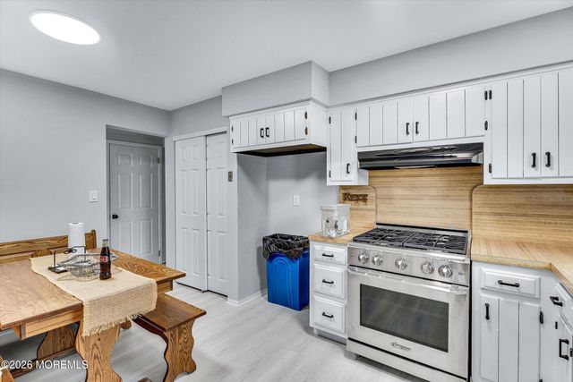 36 Old Bridge Drive, Howell, NJ 07731