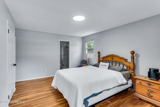 36 Old Bridge Drive, Howell, NJ 07731