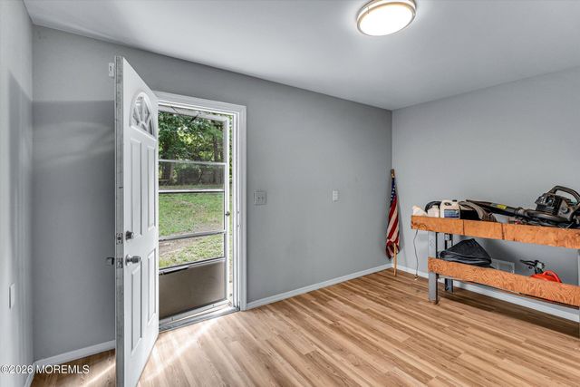 36 Old Bridge Drive, Howell, NJ 07731