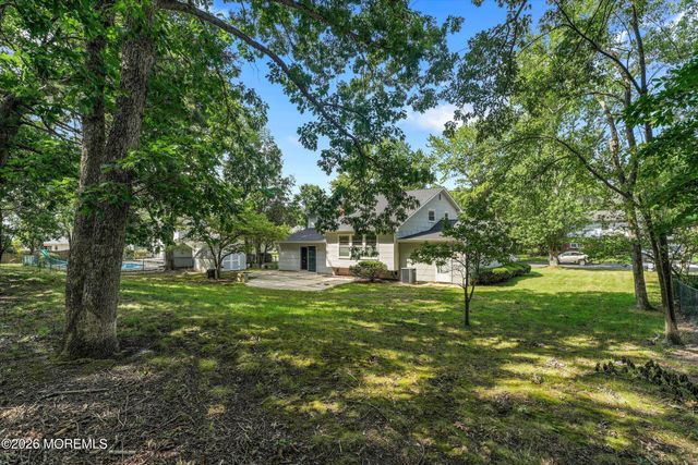 36 Old Bridge Drive, Howell, NJ 07731