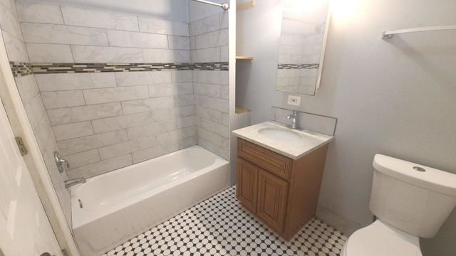 6507 S Ellis Avenue 1, Chicago, IL 60637