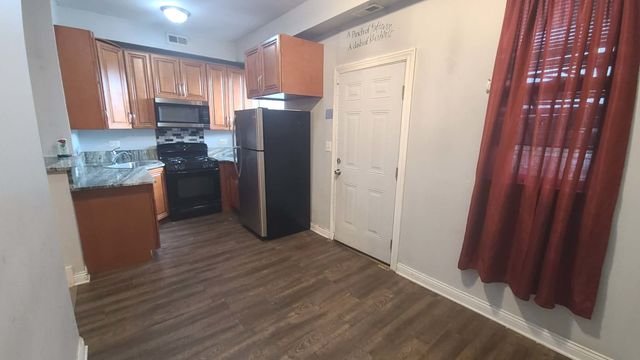 6507 S Ellis Avenue 1, Chicago, IL 60637
