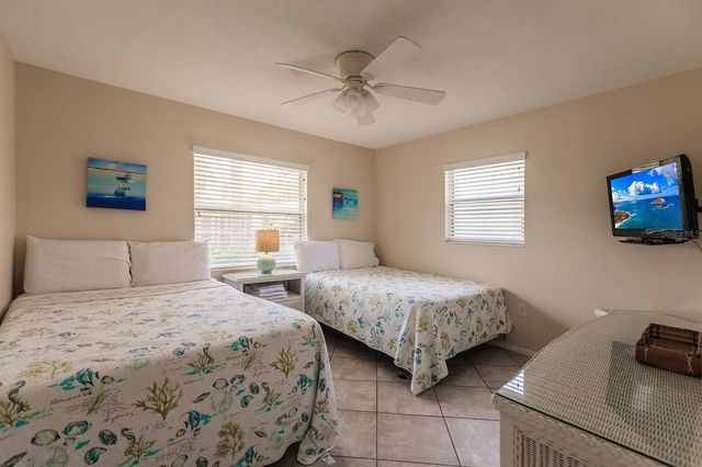 6020 MIDNIGHT PASS ROAD 61, Sarasota, FL 34242