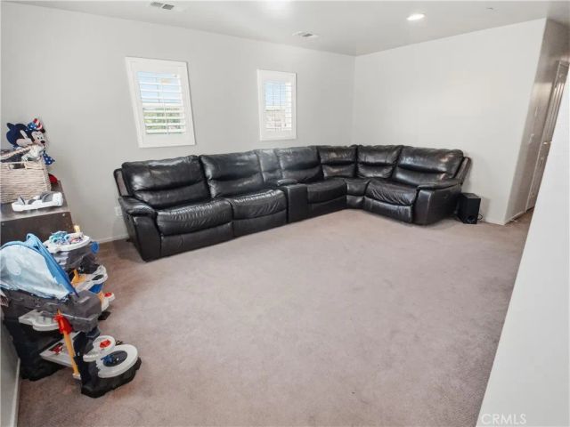 7247 Willowmore, Fontana, CA 92336