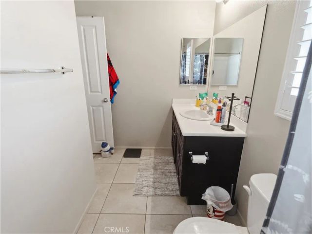 7247 Willowmore, Fontana, CA 92336
