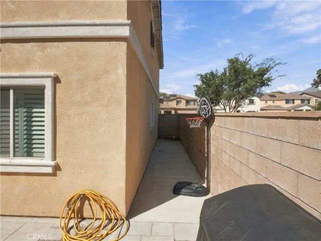 7247 Willowmore, Fontana, CA 92336