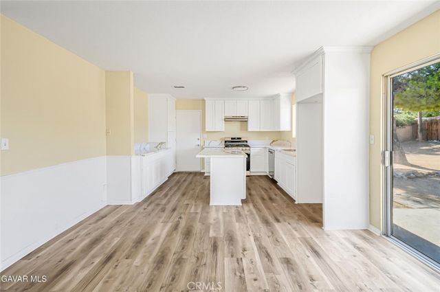 13116 E East Avenue W10, Pearblossom, CA 93553