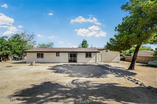 13116 E East Avenue W10, Pearblossom, CA 93553