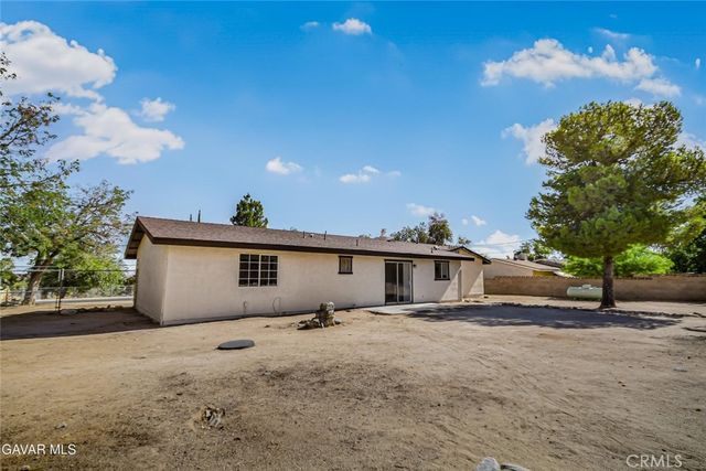 13116 E East Avenue W10, Pearblossom, CA 93553