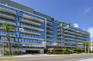 1177 Kane Concourse 204, Bay Harbor Islands, FL 33154