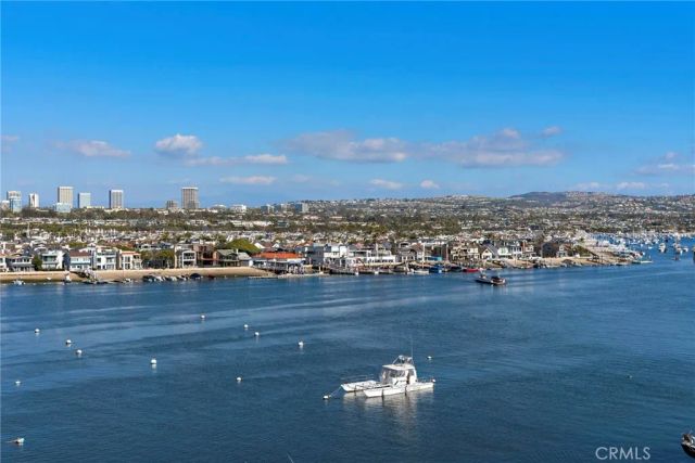 310 Fernando Street 303, Newport Beach, CA 92661