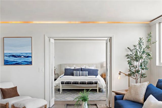 310 Fernando Street 303, Newport Beach, CA 92661