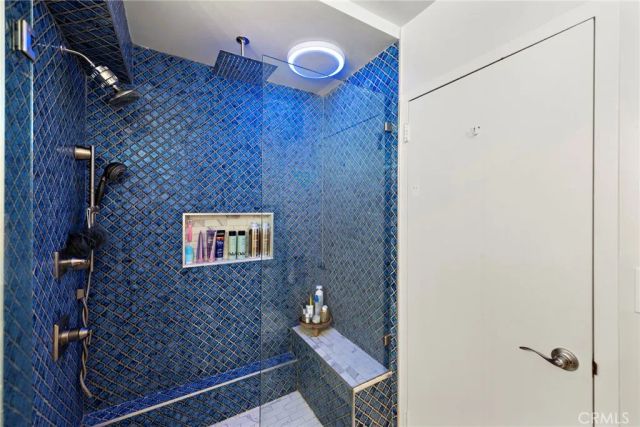 310 Fernando Street 303, Newport Beach, CA 92661