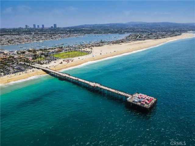 310 Fernando Street 303, Newport Beach, CA 92661