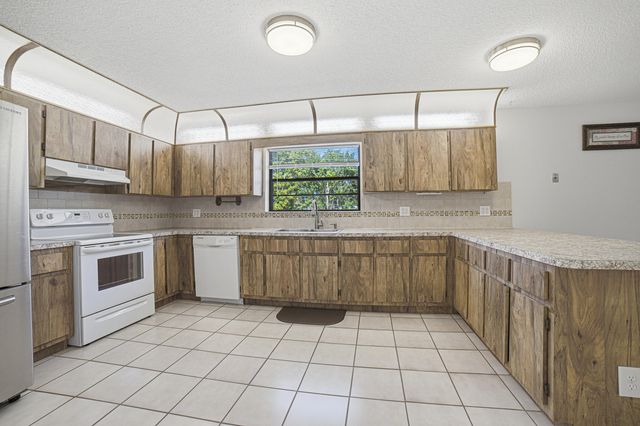 4340 SW 74th Avenue, Davie, FL 33314