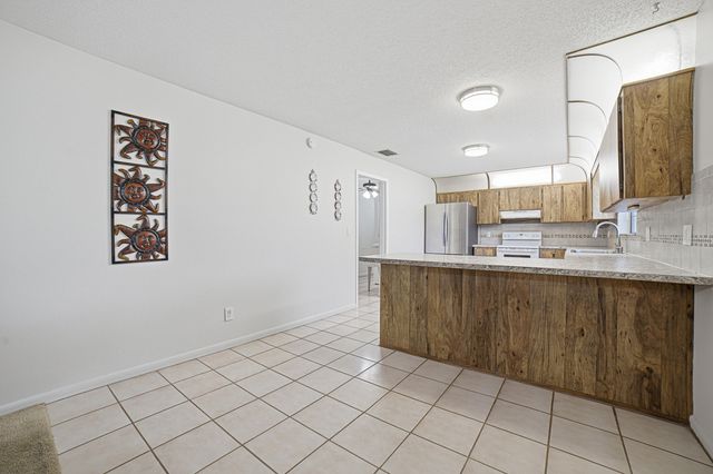 4340 SW 74th Avenue, Davie, FL 33314
