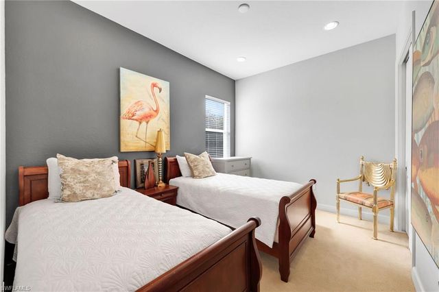 17600 Old Harmony DR, Fort Myers, FL 33908