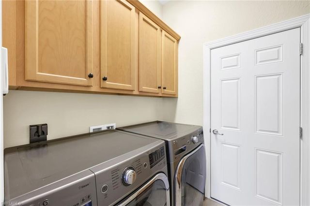 17600 Old Harmony DR, Fort Myers, FL 33908