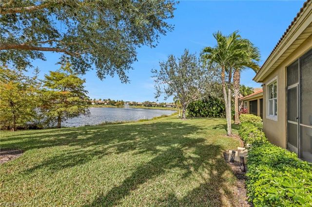 17600 Old Harmony DR, Fort Myers, FL 33908