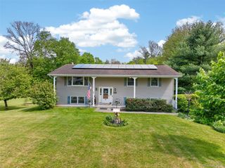 40 Hueg Place, Pine Bush, NY 12566