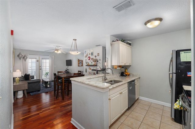 835 SW 9TH STREET 209, Gainesville, FL 32601