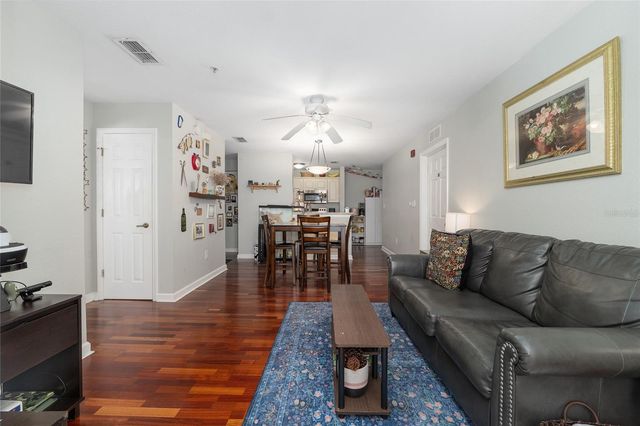 835 SW 9TH STREET 209, Gainesville, FL 32601